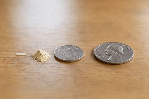 What does 53 milligrams of vitamin c powder look like?