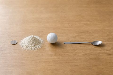 What does 30 grams of casein protein powder look like?