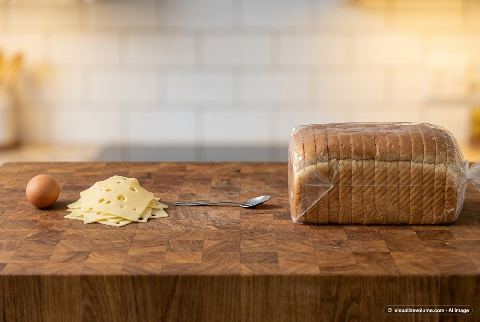 Swiss cheese slices, in “What does 200 grams of swiss cheese slices look like?”