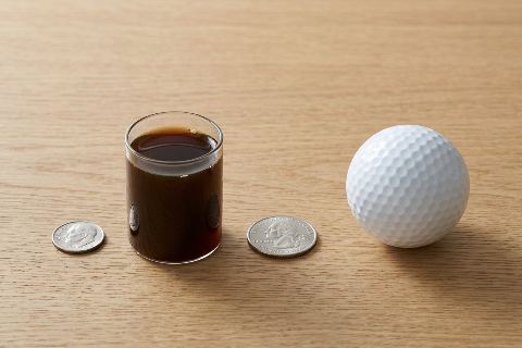 What does 30 milliliters of brewed coffee look like?