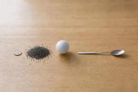 What does 20 grams of poppy seeds look like?