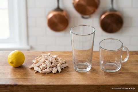 Cooked chicken breast, in “What does 1 cup of cooked chicken breast look like?”
