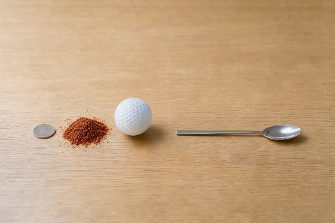 What does 5 grams of cayenne pepper look like?