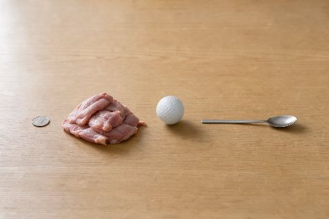 What does 200 grams of pork tenderloin look like?