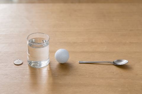 What does 8 fluid ounces of water look like?