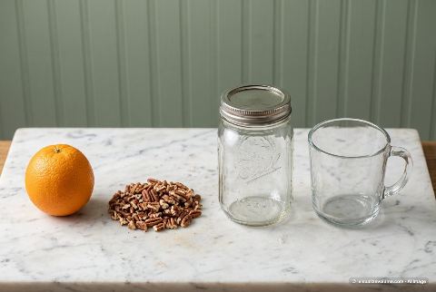Pecan halves, in “What does 50 grams of chopped pecans look like?”