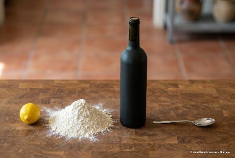All-purpose flour, in “What does 1 pound of all-purpose flour look like?”